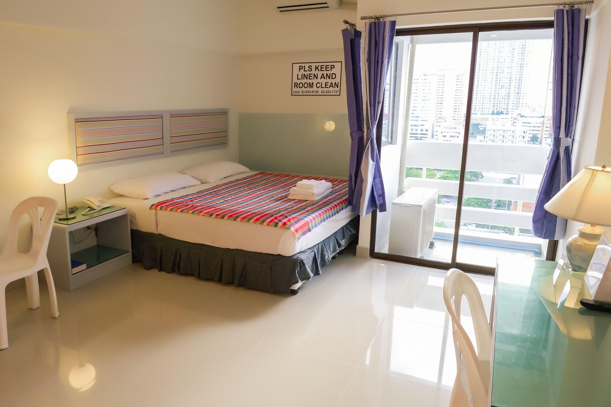 Ostello A-2 House Bangkok Esterno foto